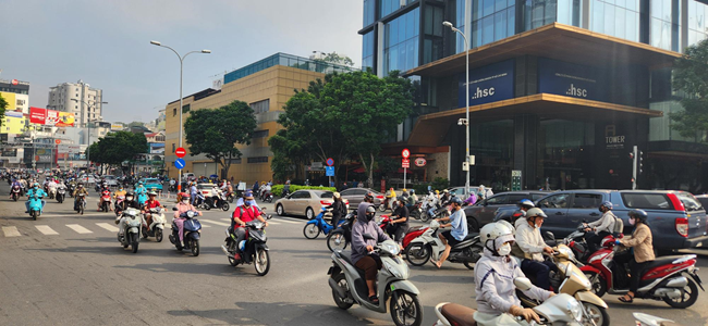 busy street in Vietnam